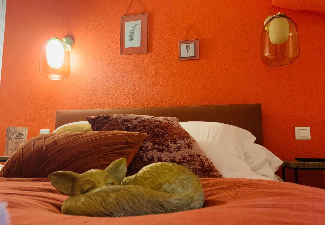 L'Escoundillou Hotell Saint-Jacques-des-Blats Eksteriør bilde