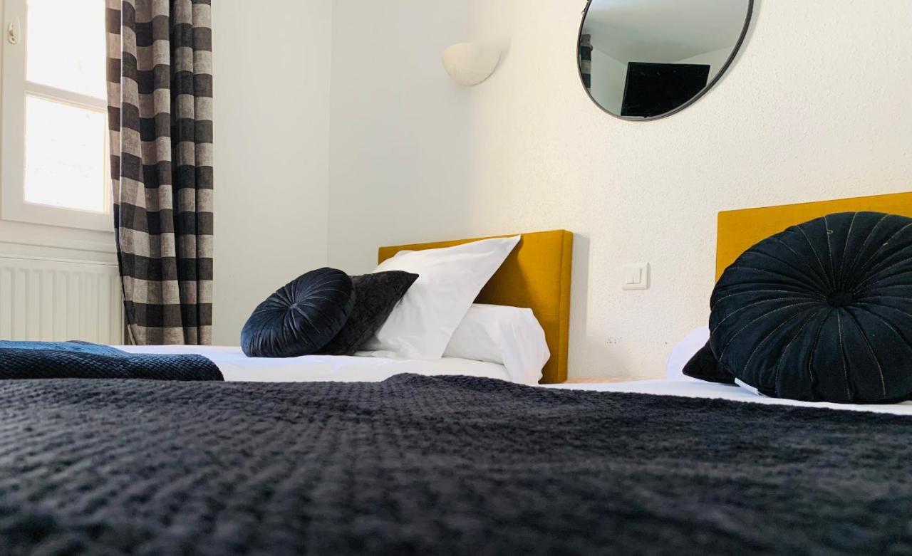 L'Escoundillou Hotell Saint-Jacques-des-Blats Eksteriør bilde