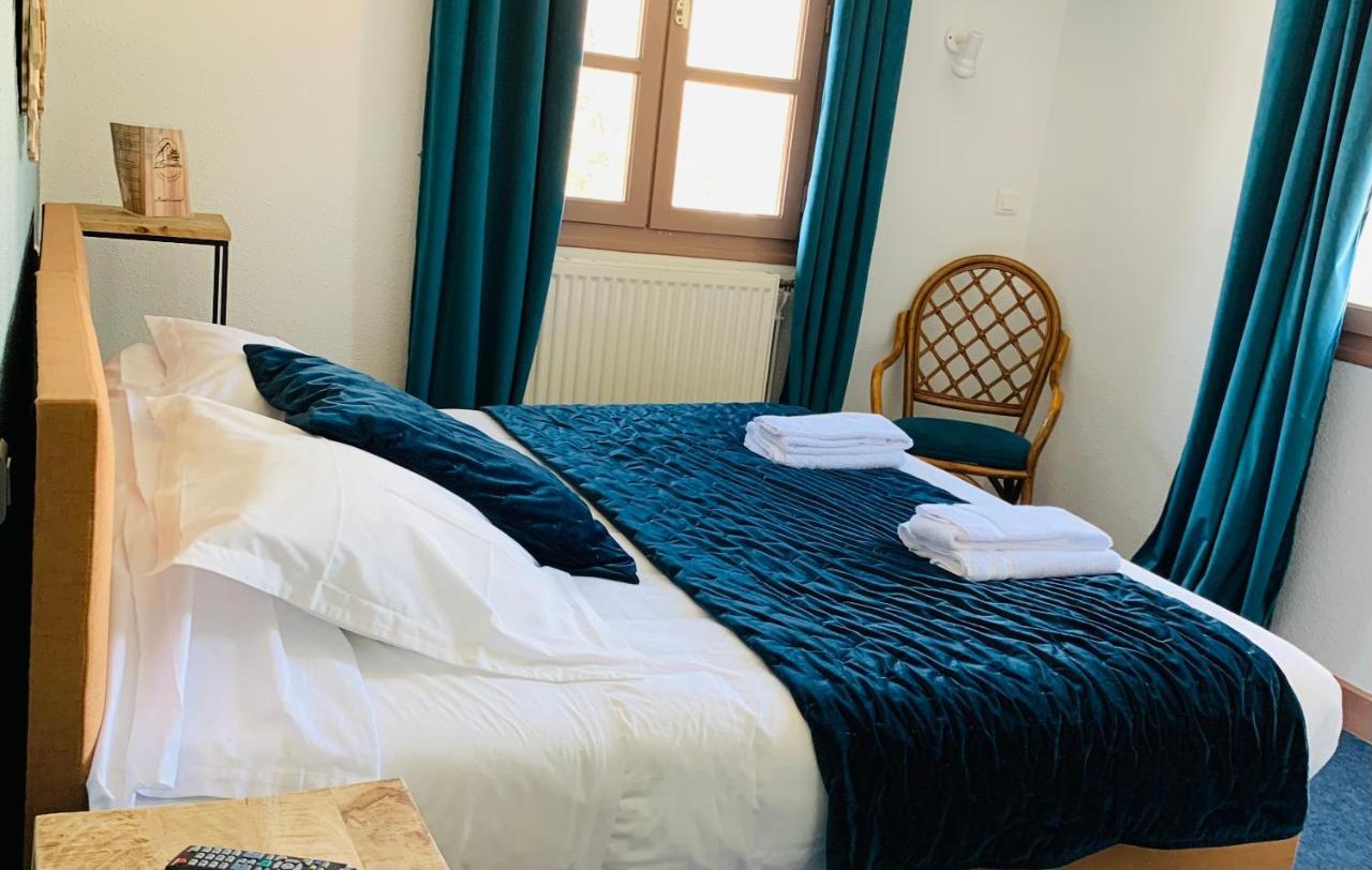 L'Escoundillou Hotell Saint-Jacques-des-Blats Eksteriør bilde