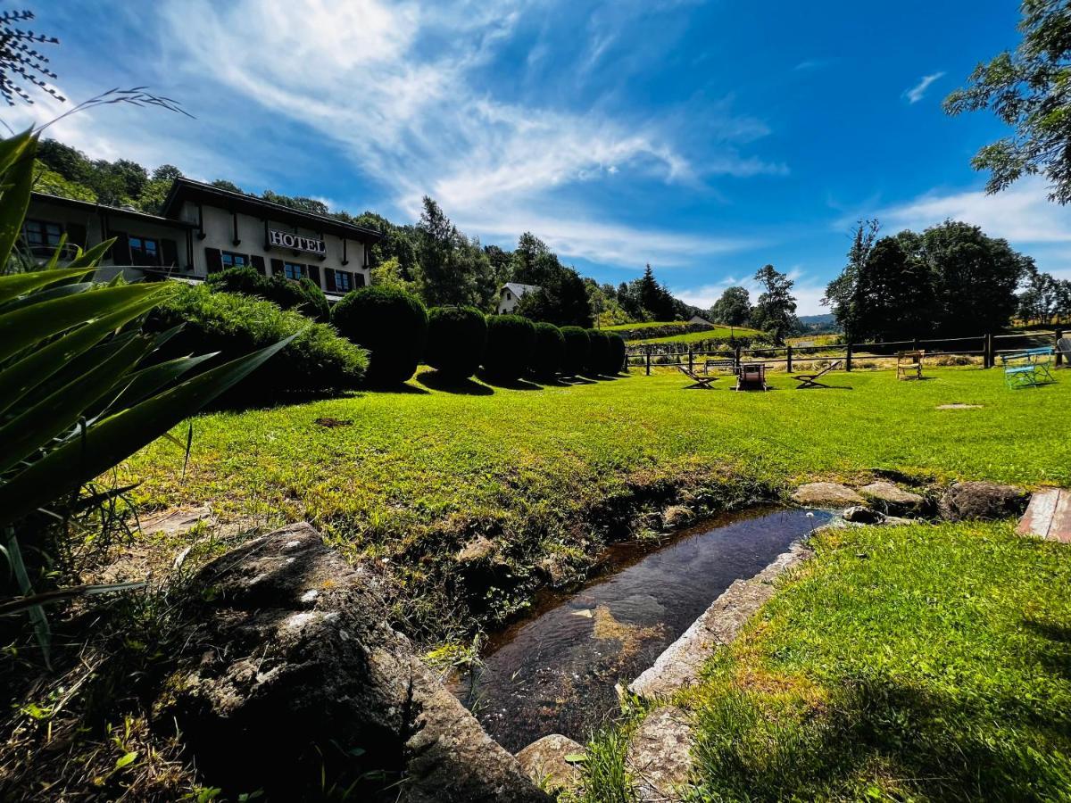 L'Escoundillou Hotell Saint-Jacques-des-Blats Eksteriør bilde