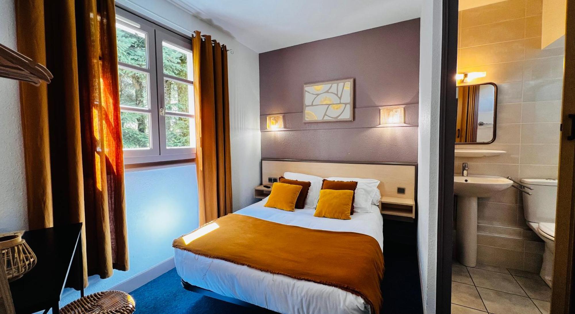 L'Escoundillou Hotell Saint-Jacques-des-Blats Eksteriør bilde