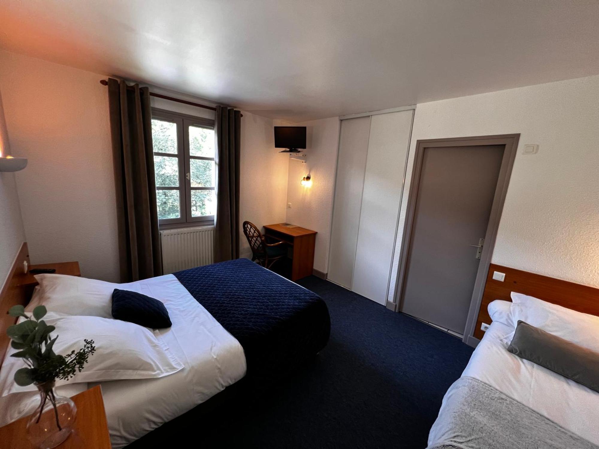L'Escoundillou Hotell Saint-Jacques-des-Blats Eksteriør bilde
