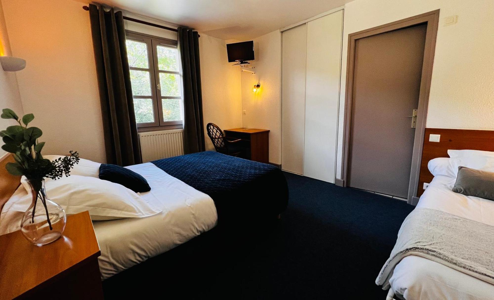 L'Escoundillou Hotell Saint-Jacques-des-Blats Eksteriør bilde