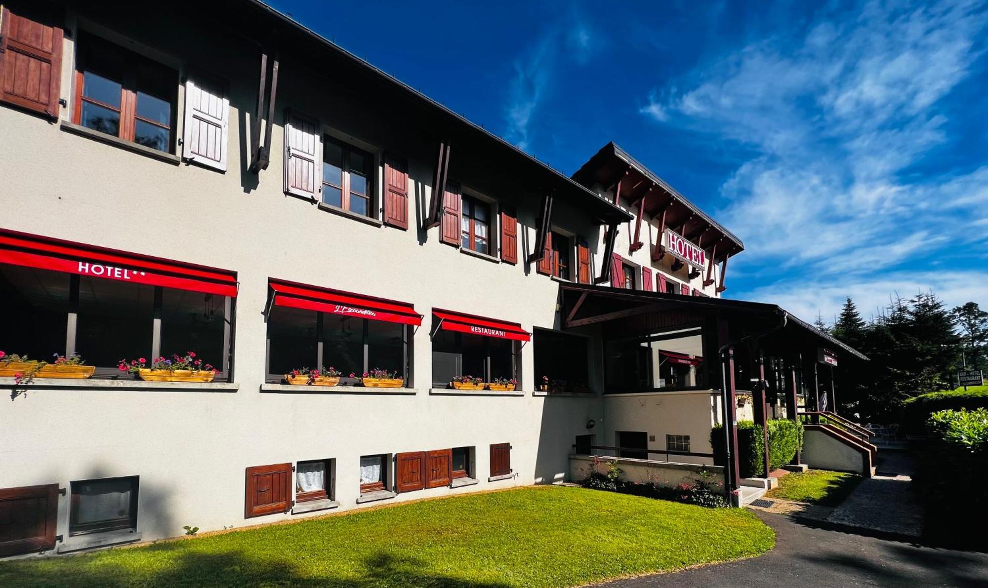 L'Escoundillou Hotell Saint-Jacques-des-Blats Eksteriør bilde
